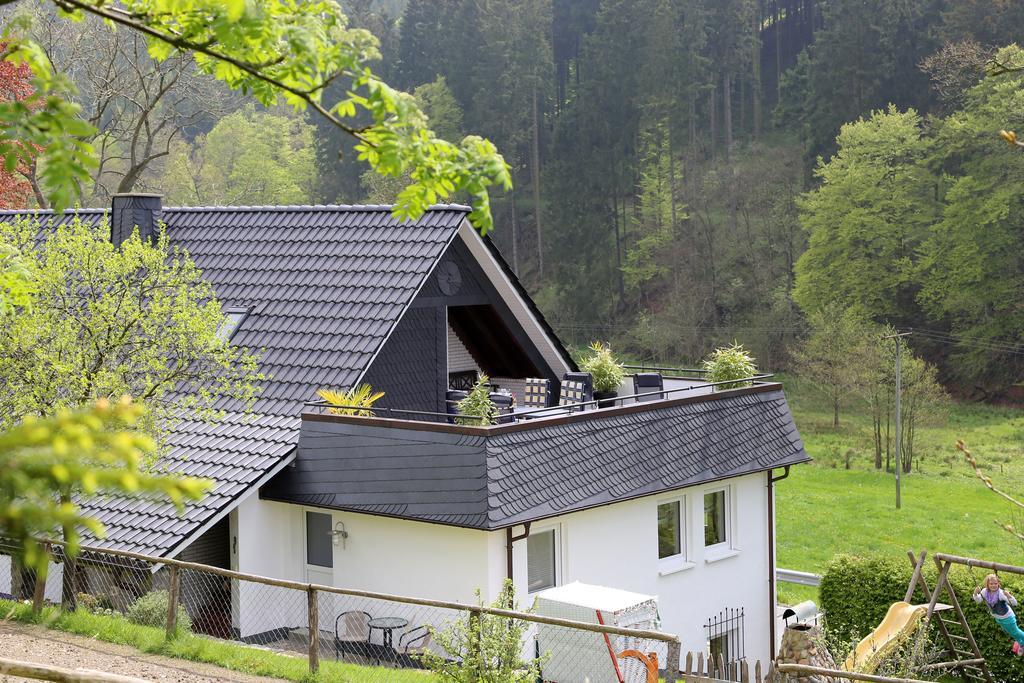 Ferienwohnung Krähling Schmallenberg Zimmer foto